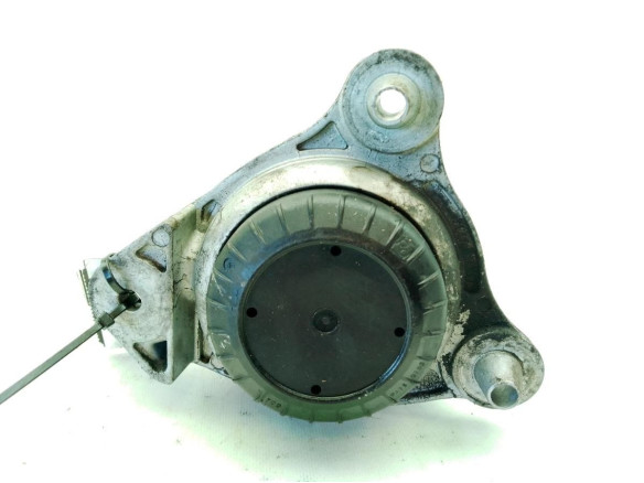A6512235804 SOPORTE MOTOR DER MERCEDES BENZ CLASE V (W447)|Desguaces La Cabaña