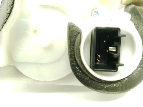 F96G15R1 CERRADURA PUERTA LAT TRA DER MAZDA 3 Sedán (BL)|Desguaces La Cabaña