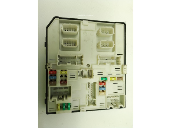 284B68847R CAJA FUSIBLES INTERIOR (BSI) RENAULT LAGUNA III (BT0/1)|Desguaces La Cabaña
