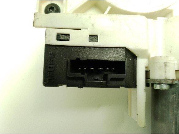 82731000 1R ELEVALUNAS PUERTA LAT TRA IZQ RENAULT LAGUNA III (BT0/1)|Desguaces La Cabaña