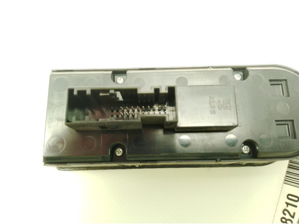 13228699CB MANDO ELEVALUNAS PUERTA LAT DEL IZQ OPEL ASTRA H Ranchera familiar (A04)|Desguaces La Cabaña