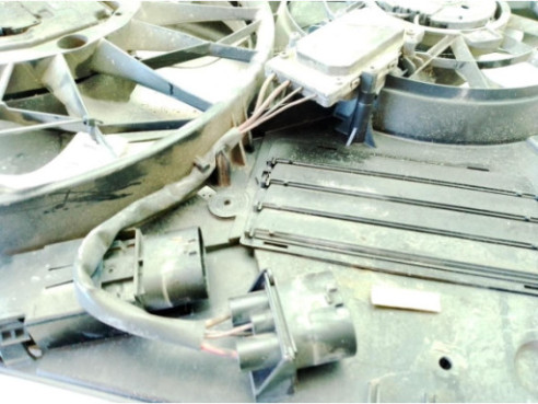 7L0959455F ELECTROVENTILADOR AUDI Q7 (4LB)|Desguaces La Cabaña