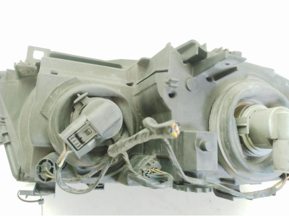 63126902745 63126906493 FARO IZQUIERDO BMW 3 (E46)|Desguaces La Cabaña