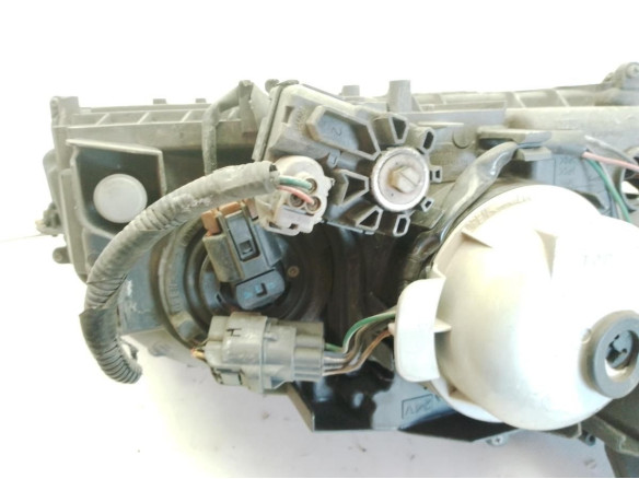  FARO IZQUIERDO SUBARU LEGACY IV Ranchera familiar (BP)|Desguaces La Cabaña