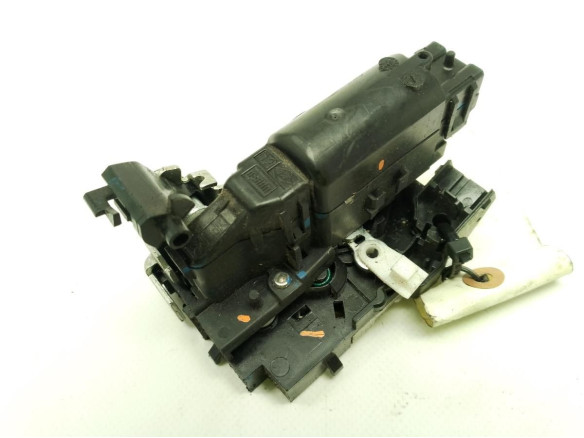 805025267R CERRADURA PUERTA LAT DEL DER DACIA DOKKER|Desguaces La Cabaña