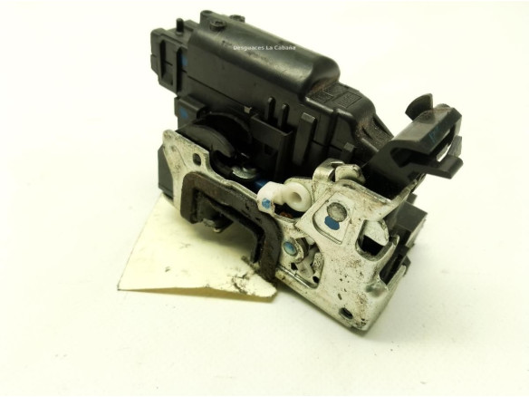 805025267R CERRADURA PUERTA LAT DEL DER DACIA DOKKER|Desguaces La Cabaña