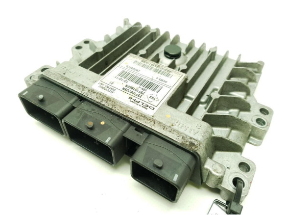 237100703R CENTRALITA MOTOR DACIA SANDERO|Desguaces La Cabaña
