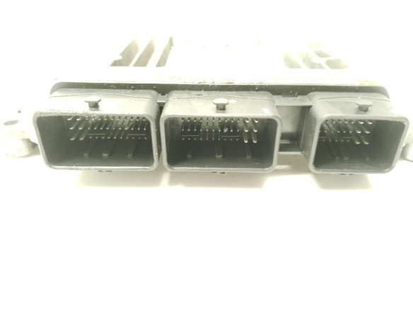 237100703R CENTRALITA MOTOR DACIA SANDERO|Desguaces La Cabaña