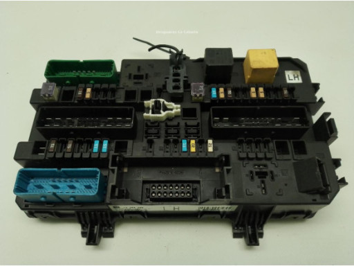 CAJA FUSIBLES INTERIOR (BSI)|Desguaces La Cabaña