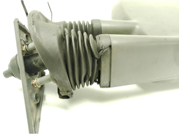 010074 ESPEJO IZQ NISSAN TRADE Furgón|Desguaces La Cabaña