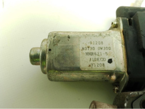 80730-0W300 ELEVALUNAS PUERTA LAT DEL DER NISSAN PATHFINDER II (R50)|Desguaces La Cabaña