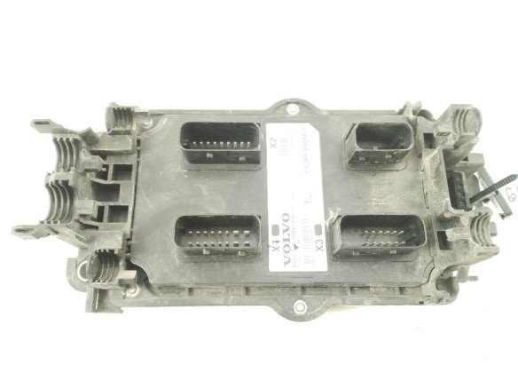 0486110011 MODULO ELECTRONICO VOLVO FH II|Desguaces La Cabaña