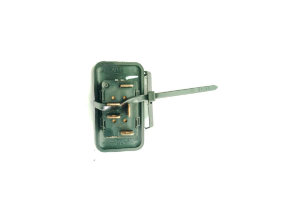 A0005457013 MANDO ELEVALUNAS PUERTA LAT DEL DER MERCEDES BENZ VITO Autobús (638)|Desguaces La Cabaña