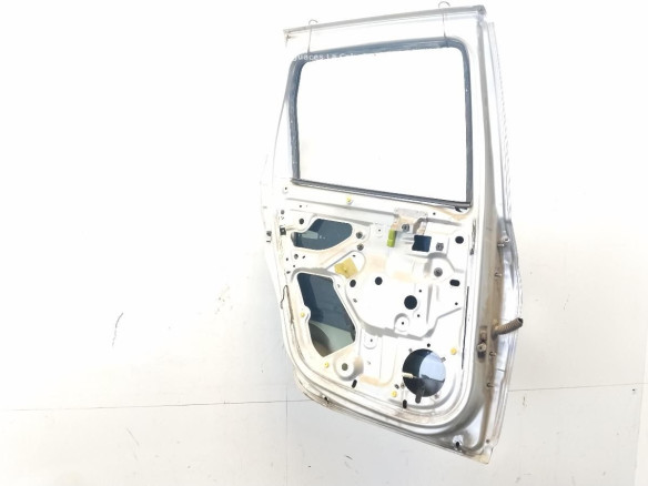 821012768R PUERTA LAT TRA IZQ DACIA DUSTER|Desguaces La Cabaña