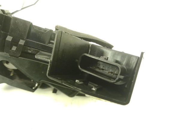 805032065R CERRADURA PUERTA LAT DEL IZQ RENAULT MEGANE IV (B9A/M_) |Desguaces La Cabaña