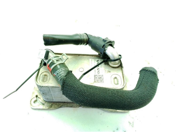 31368636 ENFRIADOR ACEITE MOTOR VOLVO V40 Fastback (525, 526)|Desguaces La Cabaña