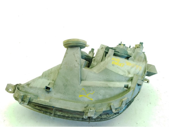 A1688201061 A1688201861 FARO DERECHO MERCEDES BENZ CLASE A (W168)|Desguaces La Cabaña