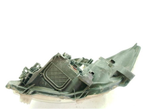 8113002470, 8111002A40 FARO DERECHO TOYOTA AURIS (_E15_)|Desguaces La Cabaña