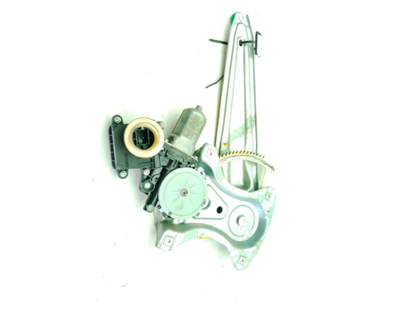 6984002390 8570102010 ELEVALUNAS PUERTA LAT TRA IZQ TOYOTA AURIS (_E15_)|Desguaces La Cabaña