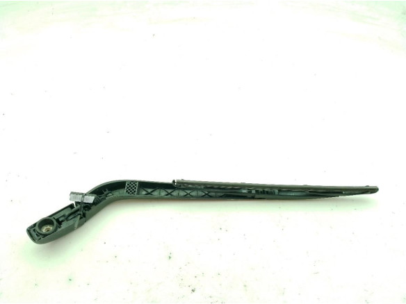 8524102040 BRAZO LIMPIAPARABRISAS TRA PORTÓN TOYOTA AURIS (_E15_)|Desguaces La Cabaña