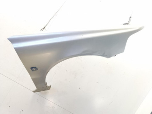 30883926 ALETA DEL DER VOLVO V40 Ranchera familiar (645)|Desguaces La Cabaña
