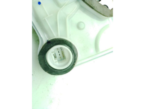 6904002450 CERRADURA PUERTA LAT DEL IZQ TOYOTA HILUX VIII Pick-up (_N1_)|Desguaces La Cabaña