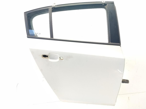 95476405 PUERTA LAT TRA DER CHEVROLET CRUZE Fastback (J305)|Desguaces La Cabaña