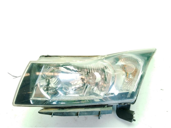 42371145 FARO IZQUIERDO CHEVROLET CRUZE Fastback (J305)|Desguaces La Cabaña