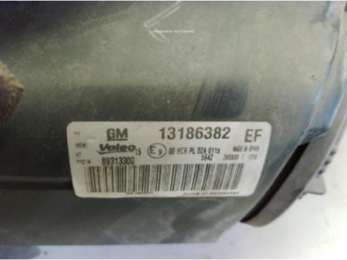 93189358, 13186382 FARO DERECHO OPEL CORSA D (S07)|Desguaces La Cabaña