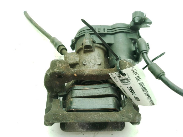 A0004232381 PINZA TRA IZQ MERCEDES BENZ CLASE B (W246, W242)|Desguaces La Cabaña