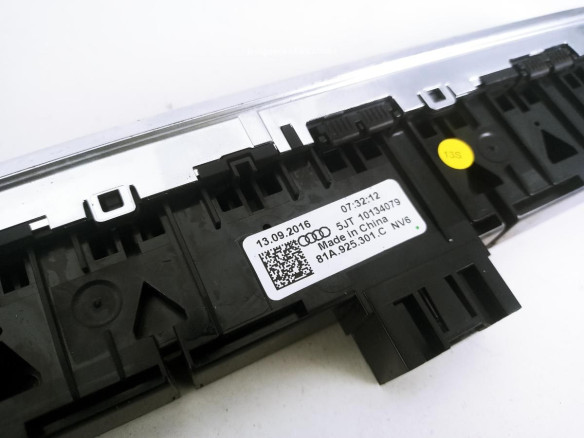 81A925301 INTERRUPTOR WARNING AUDI Q2 (GAB) |Desguaces La Cabaña