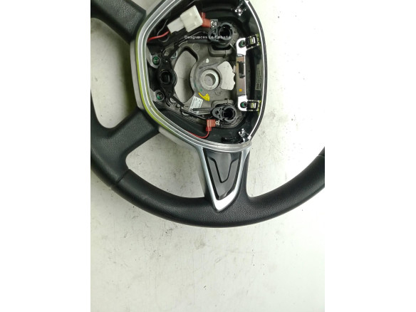 484009925R VOLANTE DIRECCION DACIA DUSTER|Desguaces La Cabaña