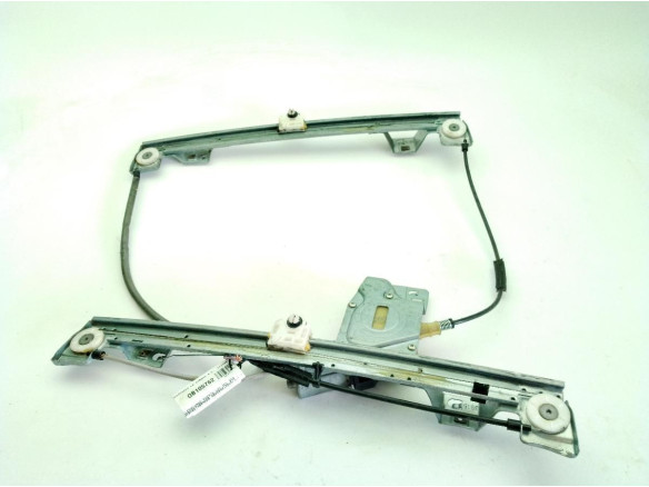 807207012R ELEVALUNAS PUERTA LAT DEL DER RENAULT KANGOO Express (FW0/1_)|Desguaces La Cabaña