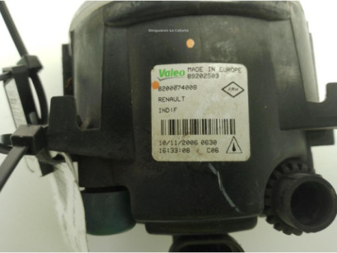 8200074008 NIEBLA DEL DER RENAULT MEGANE III Fastback (BZ0_)|Desguaces La Cabaña
