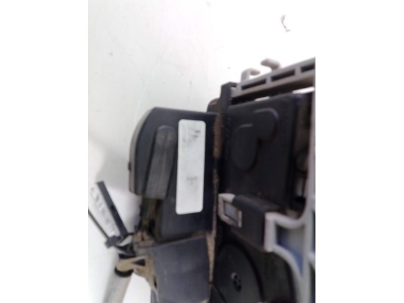 813103U000 CERRADURA PUERTA LAT DEL IZQ KIA SPORTAGE (SL) |Desguaces La Cabaña