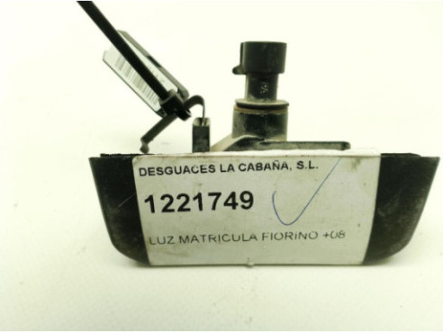 LUZ MATRICULA FIAT FIORINO Furgón/ranchera familiar (225_)|Desguaces La Cabaña