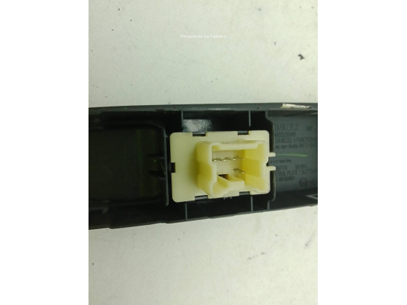 254218614R MANDO ELEVALUNAS PUERTA LAT DEL DER RENAULT CLIO IV (BH_)|Desguaces La Cabaña