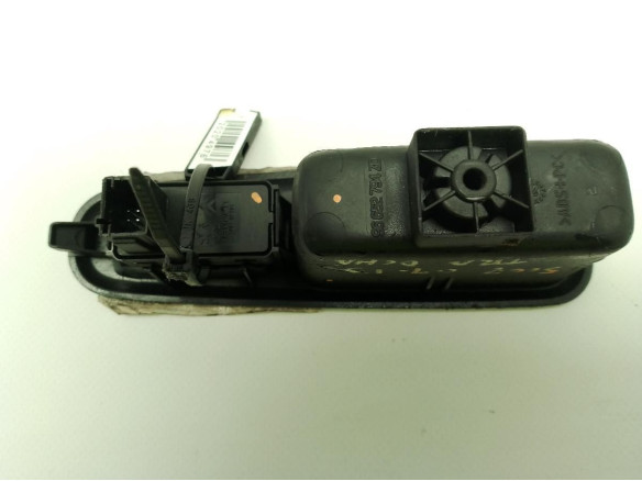 96652794ZD MANDO ELEVALUNAS PUERTA LAT TRA DER PEUGEOT 5008|Desguaces La Cabaña