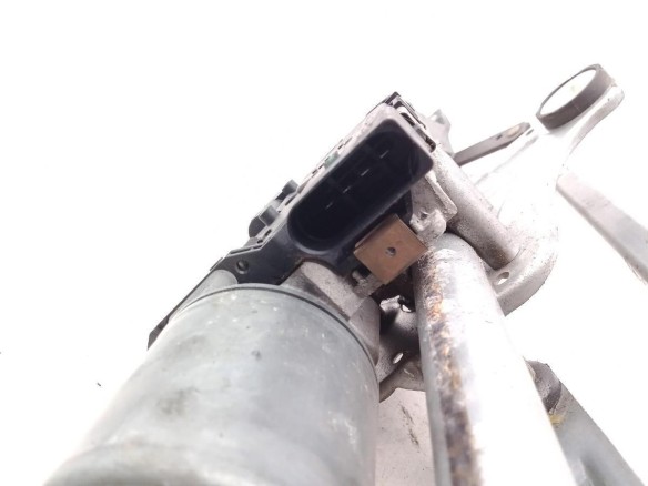 SinValor MOTOR LIMPIAPARABRISAS DEL VOLVO S60 II (134) |Desguaces La Cabaña
