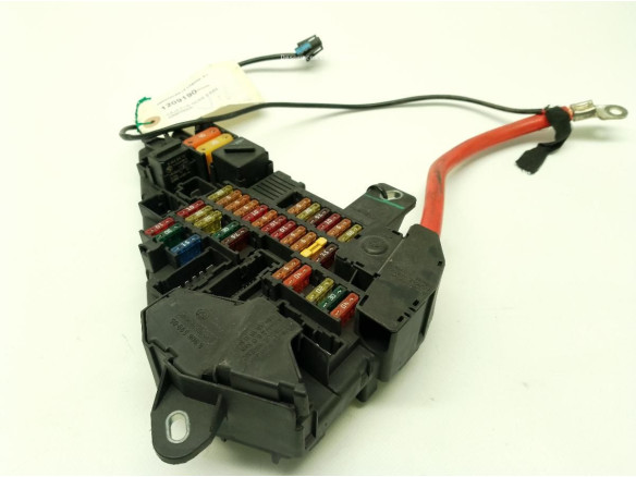 690659905 CAJA FUSIBLES INTERIOR (BSI) BMW 6 (E63)|Desguaces La Cabaña