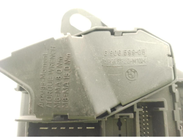 690659905 CAJA FUSIBLES INTERIOR (BSI) BMW 6 (E63)|Desguaces La Cabaña