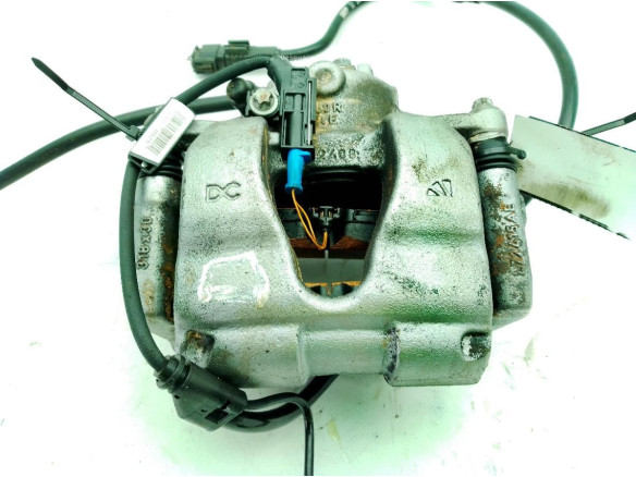 A2474214200 PINZA DEL DER MERCEDES BENZ GLA (H247)|Desguaces La Cabaña