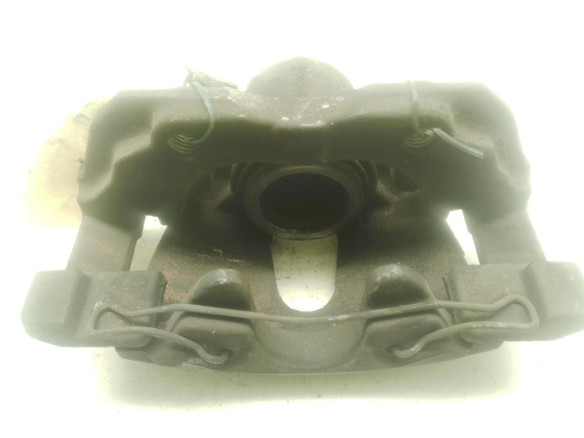 PINZA DEL IZQ FORD FOCUS III|Desguaces La Cabaña