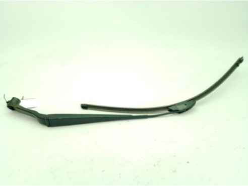 288811109R BRAZO LIMPIAPARABRISAS DEL IZQ RENAULT KADJAR (HA_, HL_)|Desguaces La Cabaña