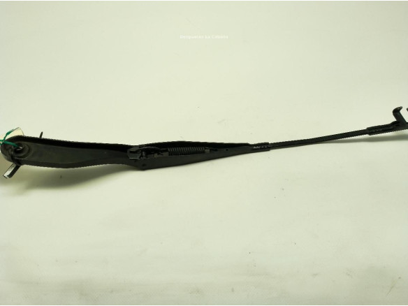 BRAZO LIMPIAPARABRISAS DEL IZQ VOLVO V50 (545)|Desguaces La Cabaña