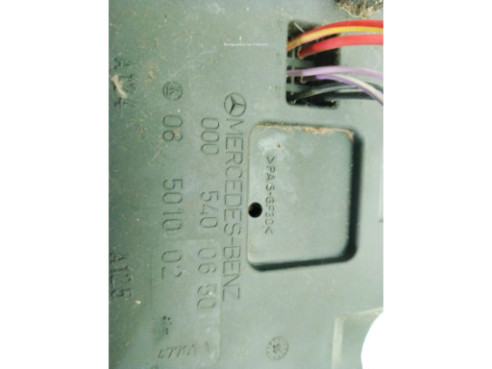 0005400650 CAJA FUSIBLES INTERIOR (BSI) MERCEDES BENZ VITO Autobús (638)|Desguaces La Cabaña