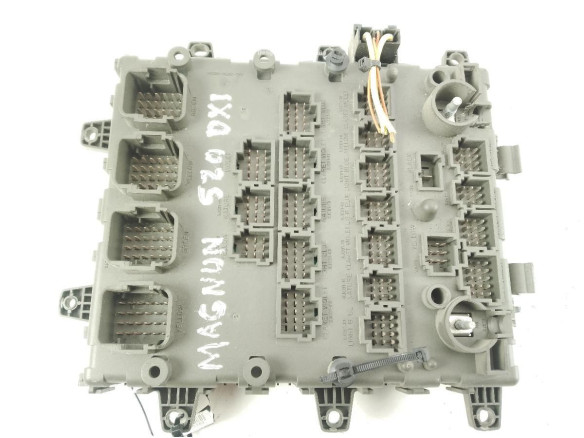 518849500  CAJA FUSIBLES INTERIOR (BSI) RENAULT Magnum|Desguaces La Cabaña