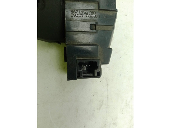 CERRADURA PORTON / TAPA MALETA SUBARU IMPREZA Fastback (GR, GH, G3)|Desguaces La Cabaña