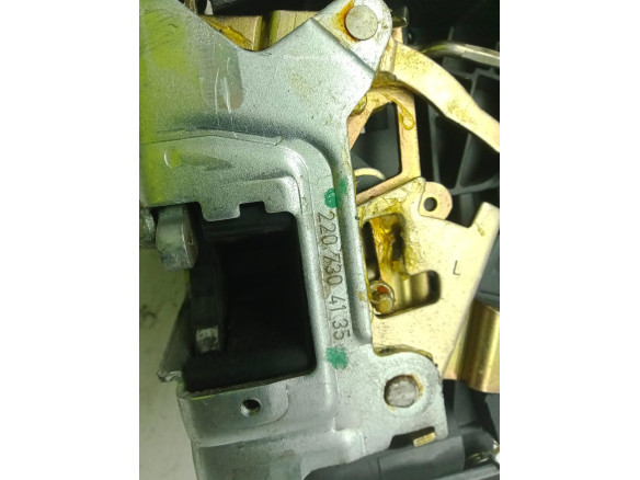 A2207306335 CERRADURA PUERTA LAT TRA IZQ MERCEDES BENZ CLASE S (W220)|Desguaces La Cabaña