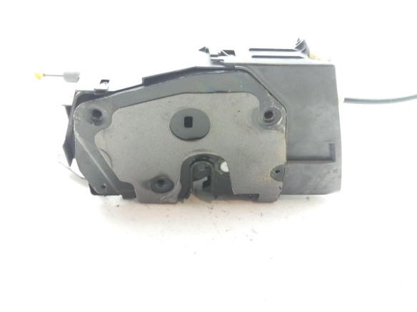GX7324995CC CERRADURA PUERTA LAT TRA IZQ JAGUAR XE (X760)|Desguaces La Cabaña